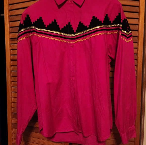 Wrangler Painted Desert Vibrant Pink Western Style Shirt, Size Medium. - Picture 3 of 6